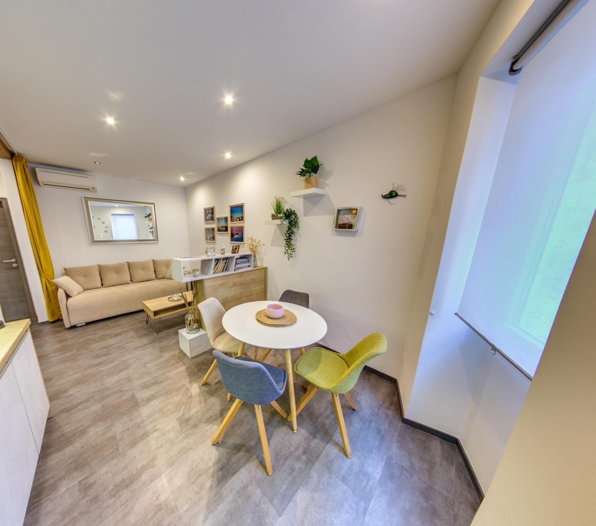 Apartment L'arcobaleno *